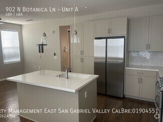 Building Photo - 902 Botanica Ln