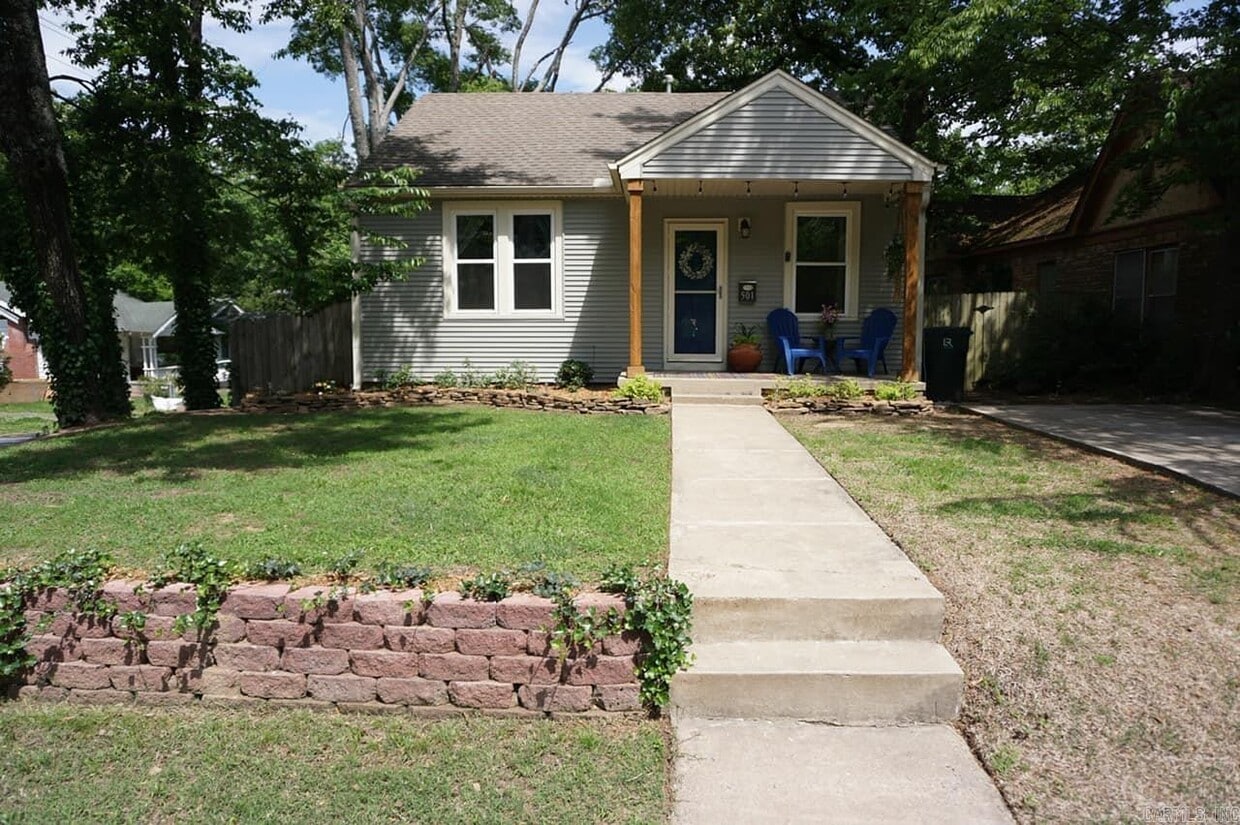 Primary Photo - 501 S Booker St