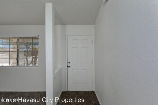 Foto del edificio - 3 br, 2 bath House - 2455 College Dr