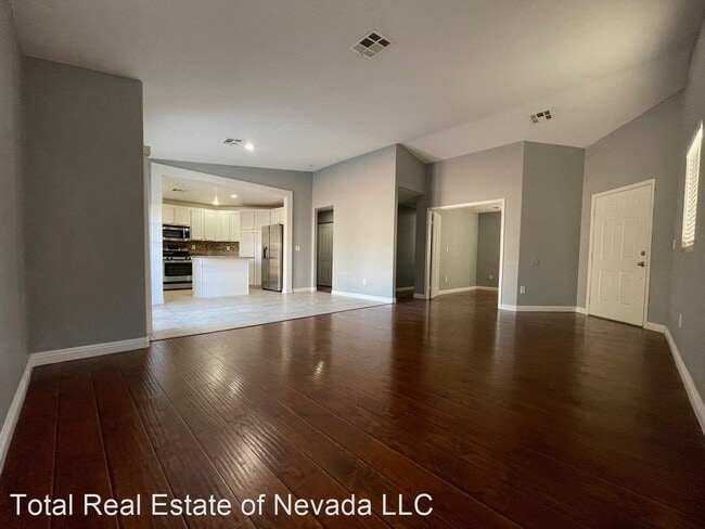 Building Photo - 4 br, 2 bath House - 2034 Hollow Oak Ave
