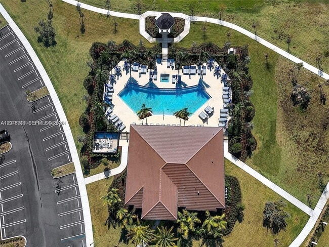 Foto del edificio - 10100 SW 228th Terrace