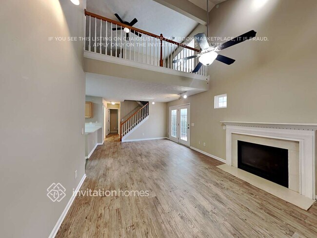 Foto del edificio - 6160 Mountain Top Pl