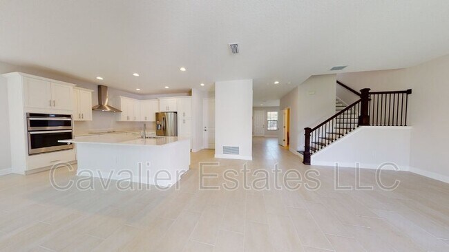 Building Photo - 205 N Glen Ave