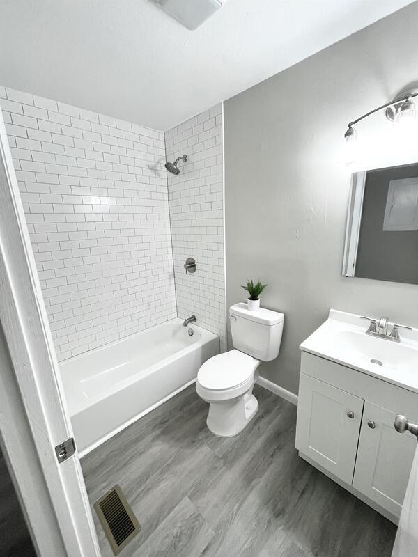 Foto del edificio - 338 Milburn Dr