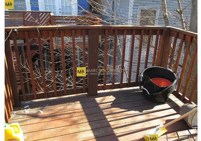 Building Photo - 266 Gold St