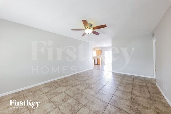 Foto del edificio - 17810 North 28th Drive