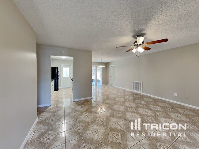 Foto del edificio - 8234 Vassar Cir