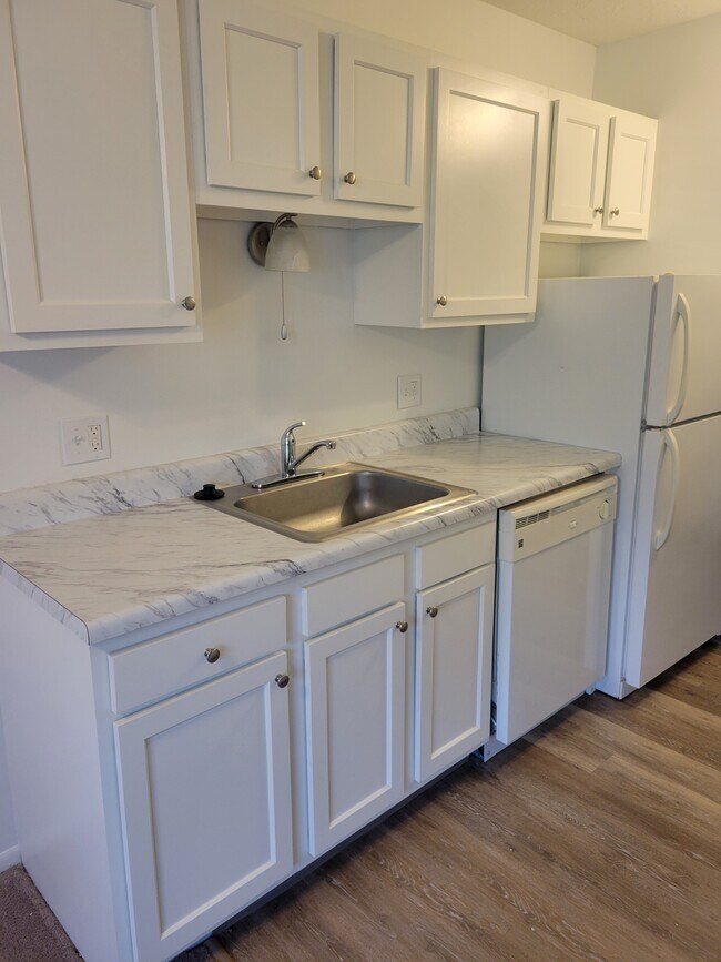 Foto del edificio - Great Northern Village Apartments