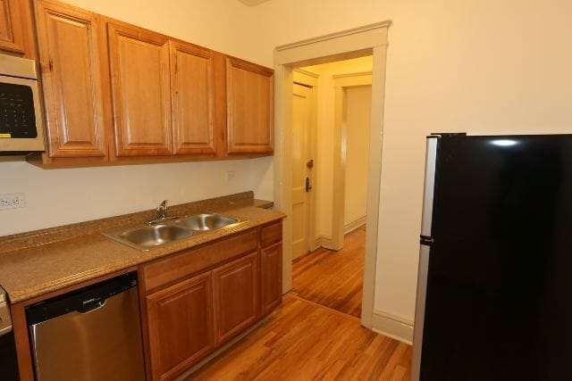Building Photo - 4710 N Racine Ave