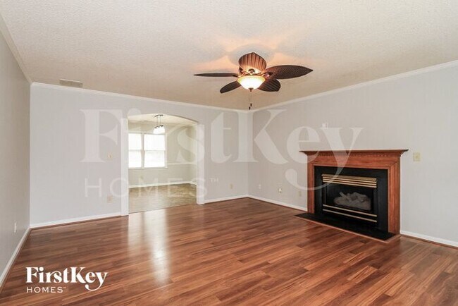Foto del edificio - 4109 Benton Creek Dr