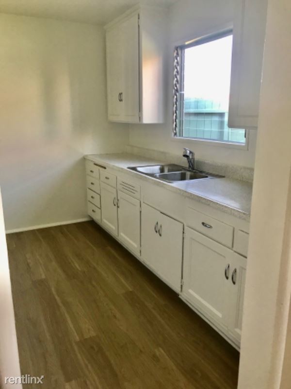 Building Photo - 4354 Redondo Beach Blvd