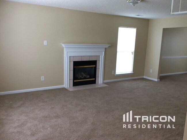Foto del edificio - 3310 Nevin Brook Rd