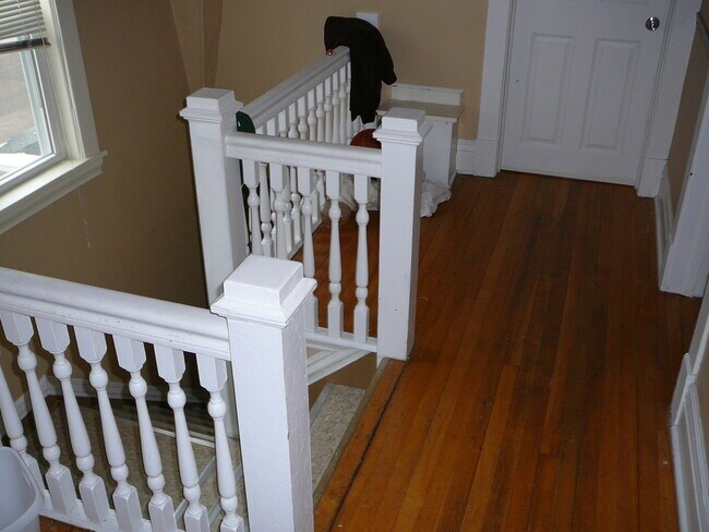 Stairs - 1698 Taylor Ave W
