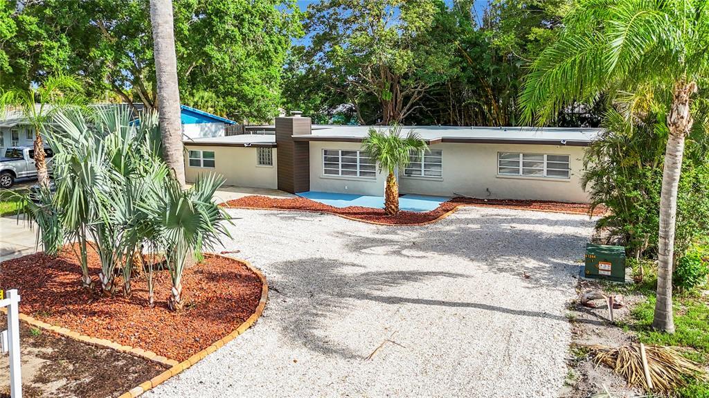 Foto principal - 2107 Pine Terrace