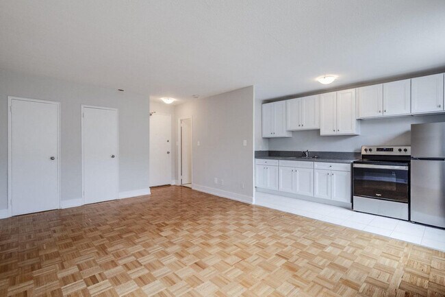 Photo du bâtiment - Shorecrest Apartments