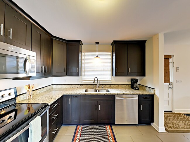 Foto del edificio - Beautiful East Nashville Renovated 3 Bed 1 Bath Home!