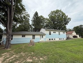 Building Photo - 1265 US-6