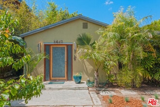 Building Photo - 3617 Maplewood Ave