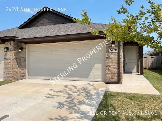 Foto principal - 2428 Northcreek Ln