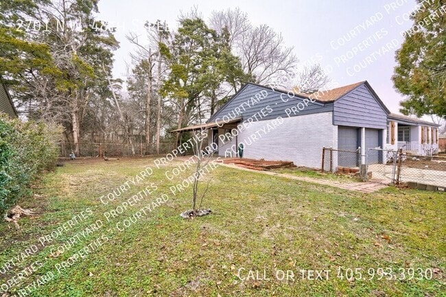 Building Photo - 2701 NW 48th St