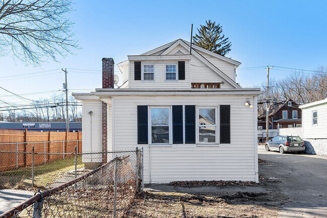 Building Photo - 217 Bemis Rd