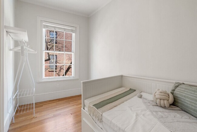 Foto del edificio - 97 West Cedar St