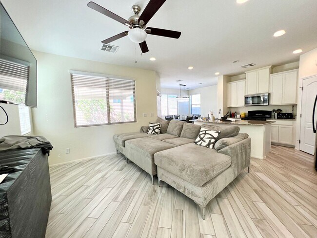 Foto del edificio - BEAUTIFUL GATED 2BD/2BA HOME IN MOUNTAIN'S...