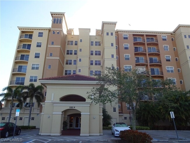 Building Photo - 580 El Camino Real
