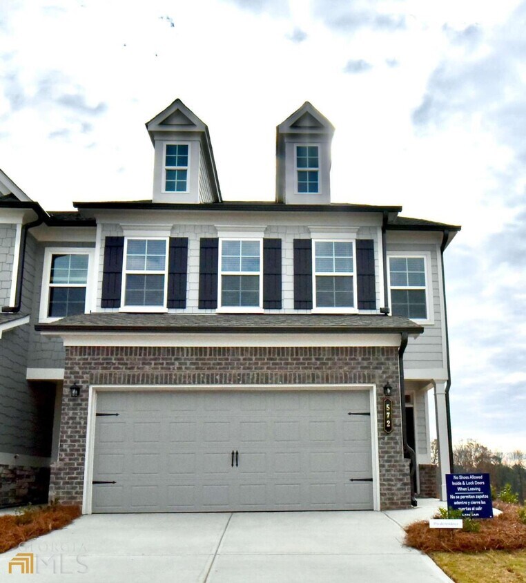 572 Sausalito Walk, Suwanee, GA 30024 Townhome Rentals in Suwanee GA