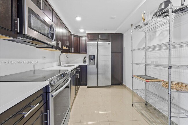 Foto del edificio - 20515 E Country Club Dr
