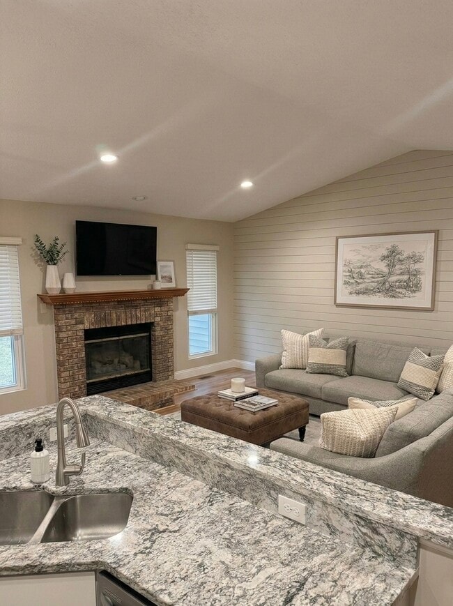 Foto del edificio - 46 Freymuth Rd