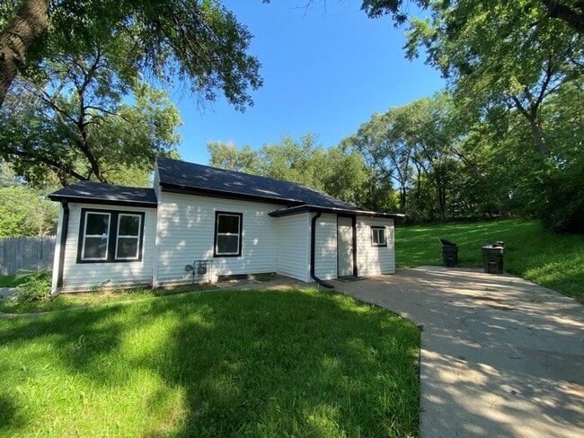 Building Photo - LEASE TO OWN $2,000 MO