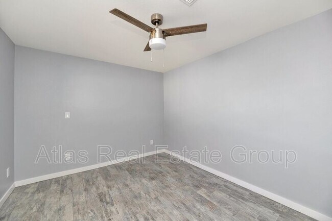 Foto del edificio - 2222 E Garfield St