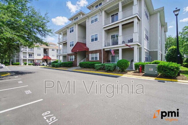 Foto del edificio - 5317 Warminster Dr