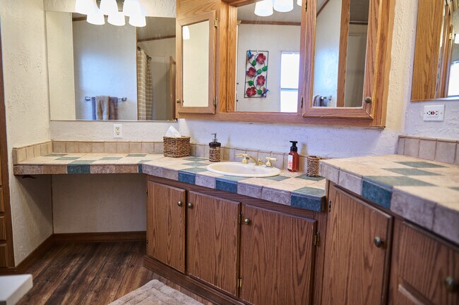 Building Photo - 9314 Guadalupe Trail NW