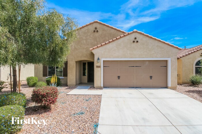 Primary Photo - 5401 W Victory Way