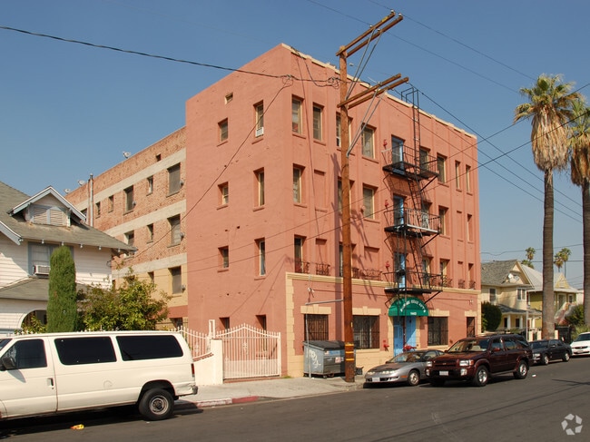 Primary Photo - The Ellison