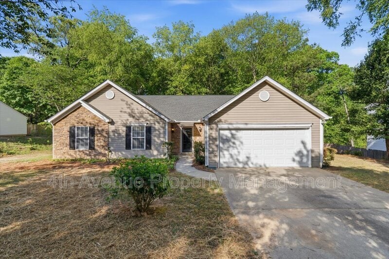 Photo - 407 Crested View Drive