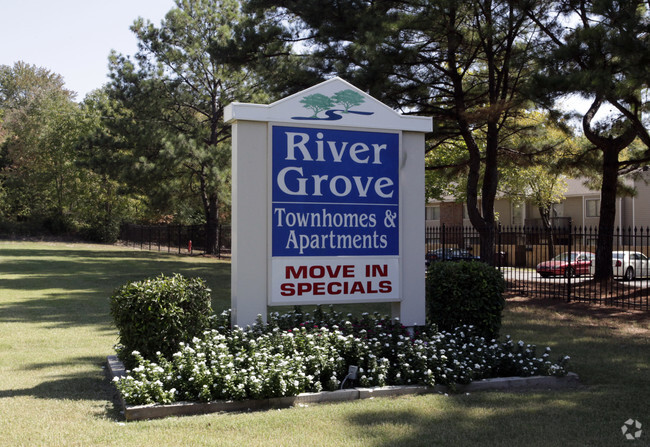 Rivergrove Townhomes Apartaments - Rivergrove