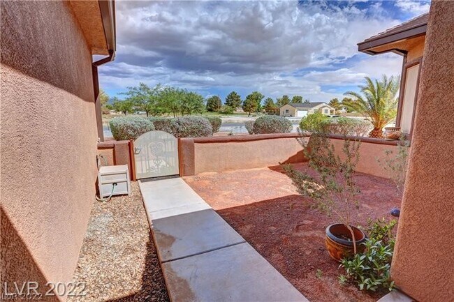 Building Photo - 2980 Spy Glass Ave