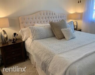 Primary Photo - 2 br, 2 bath House - 2442 Golf Course Dr