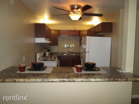 Building Photo - 1035 Fiedler Ln