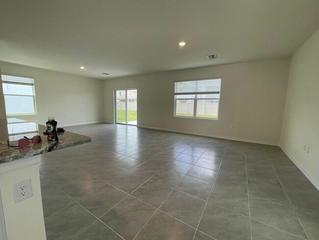 Building Photo - 2763 Common Fig Run