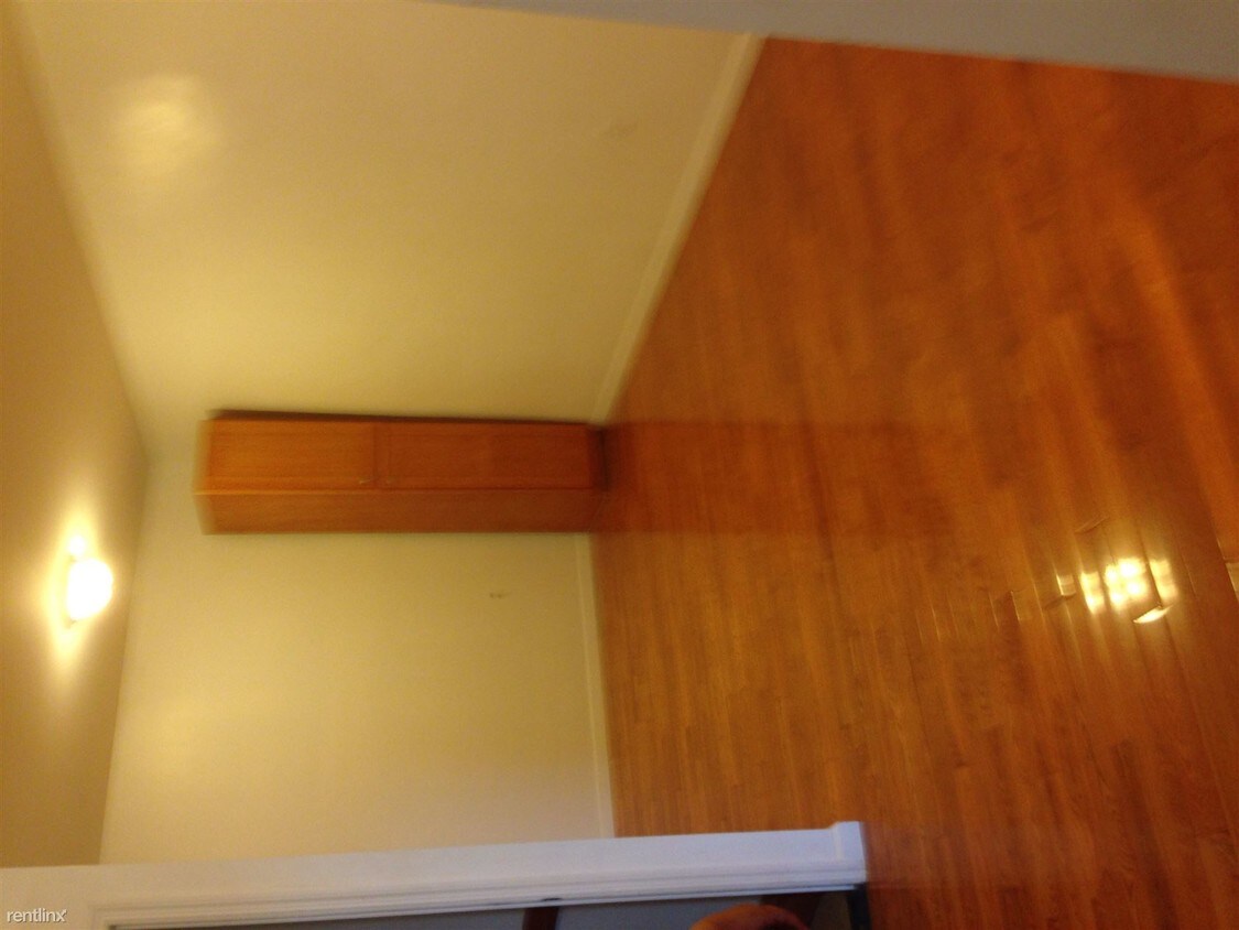 Foto principal - 7810 3rd Ave