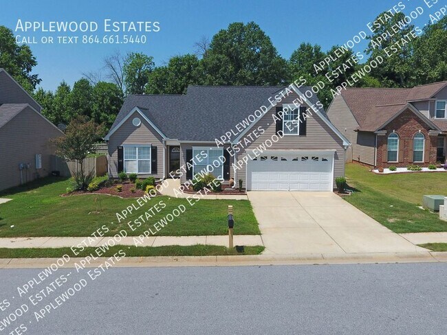 Foto del edificio - 640 Cromwell Dr