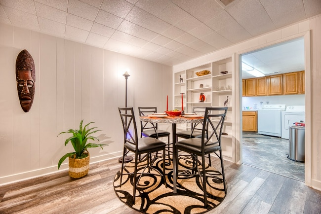 Photo - 35 Upham St Apartment