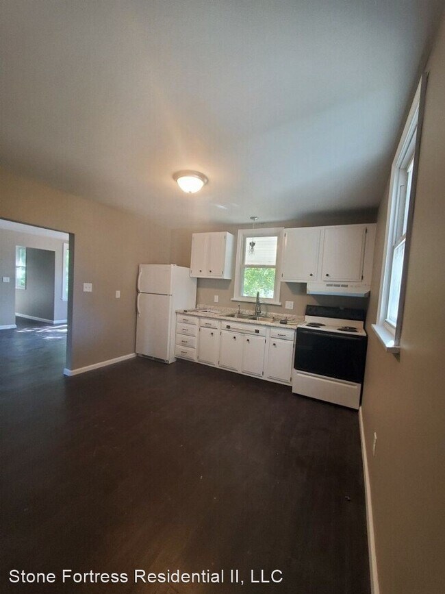 Foto del edificio - 3 br, 2 bath House - 1435 Mile Post Road