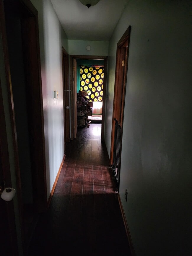 Building Photo - 103 Brenda Dr