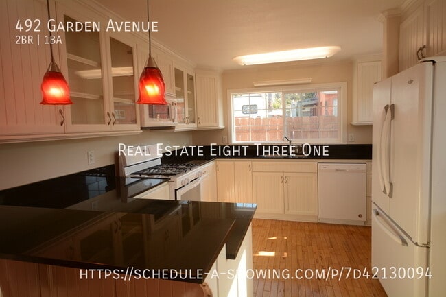 Building Photo - 492 Garden Ave