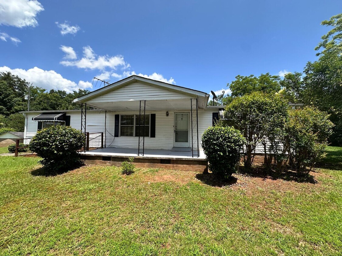 Foto del edificio - Exclusively Offered By Muse Realty Rentals...